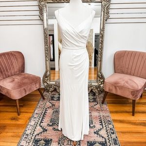 Brand New Adrianna Pappell Bridal Gown, White Dress, Wedding Dress Size 10, Gown